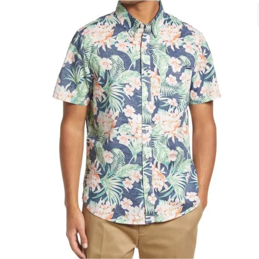 Chubbies Soft Stretch Button Short Sleeve Floral Hawaiian Shirt Medium